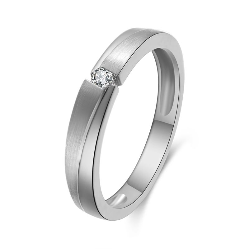 Rose Gold Ring Set with Diamonds and Shiny Finish | KLENOTA