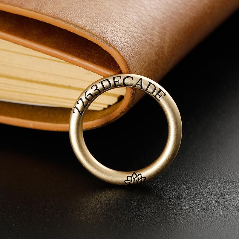 Eye-Catching Love: Unique Couple Rings - 18K Yellow Gold, Rose Gold, and Platinum with Side Engraving and Matte Finish