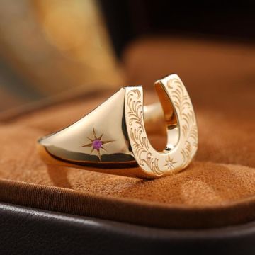 Good Luck U-Shaped Horseshoe Ring - 18K Yellow/Rose Gold with Vintage Tangcao Pattern - Unique Signet Ring for Both Men and Women