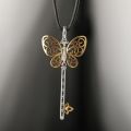 Butterfly Innocence Eternal Love Key Pendant 18K Gold 0.040ct + 0.050ct Original Custom