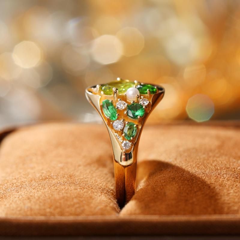 Spring Bloom 14K Gold Ring with Natural Green Gemstone, Pearl, and Diamonds - Unique and Luxurious Design for Both Men and Women